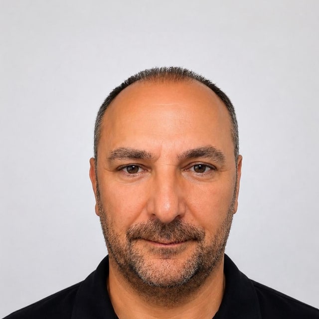 Orhan Karadağ