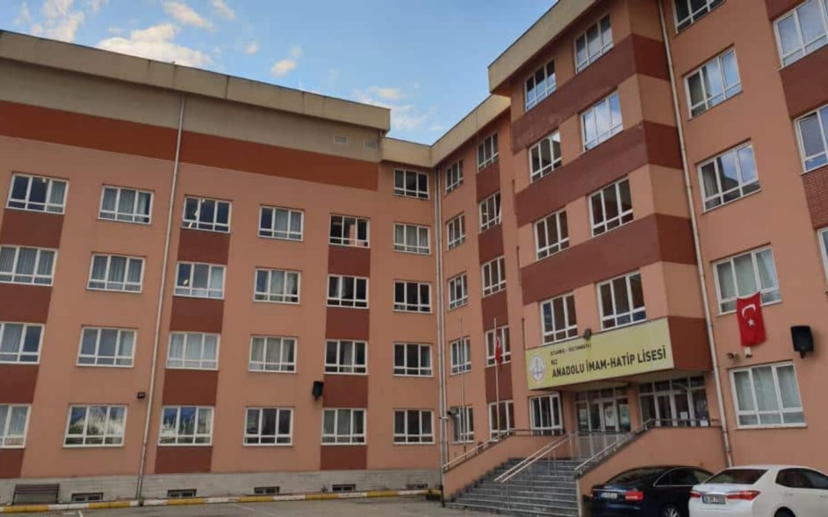 Sultanbeyli Kız Anadolu İmam Hatip Lisesi